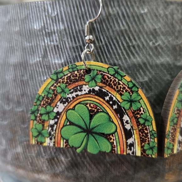 St. PATRICK'S DAY EARRINGS Green - Picture 2 of 3